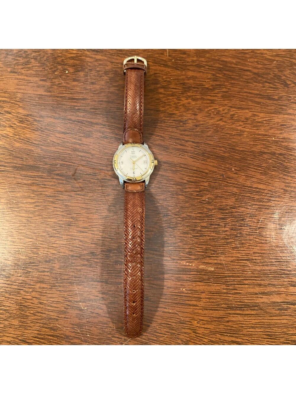 Vintage 90s Timex Indiglo Womens Watch Time &Date And 15/30/45/60 Leather Band